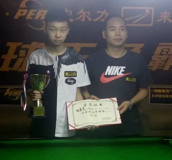 占据一席之 占据一席之