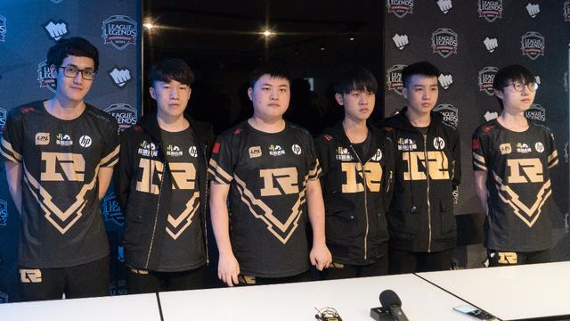 这位中锋全 这位中锋全