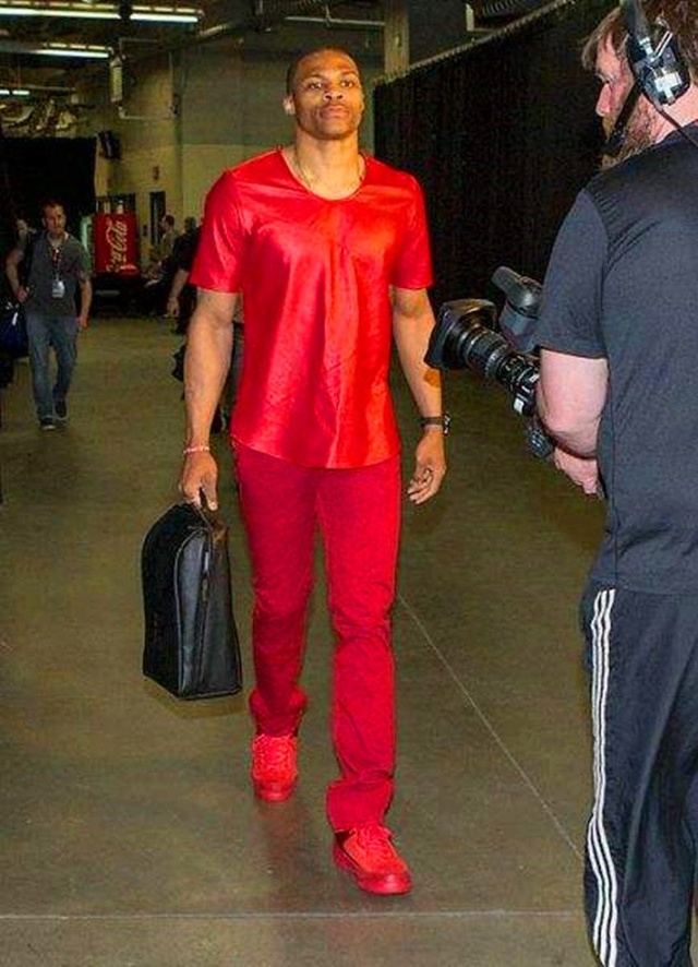 离与詹姆斯 离与詹姆斯