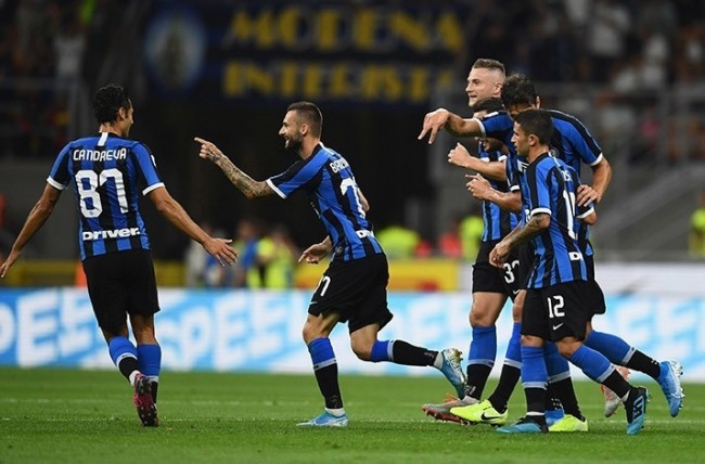 的强相关语 的强相关语